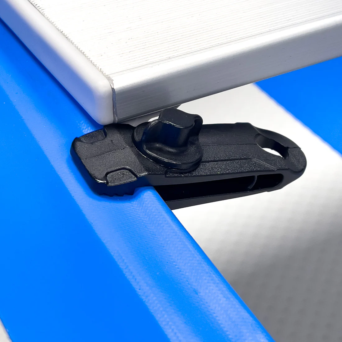 Boatworld Seat Clips - Image 3
