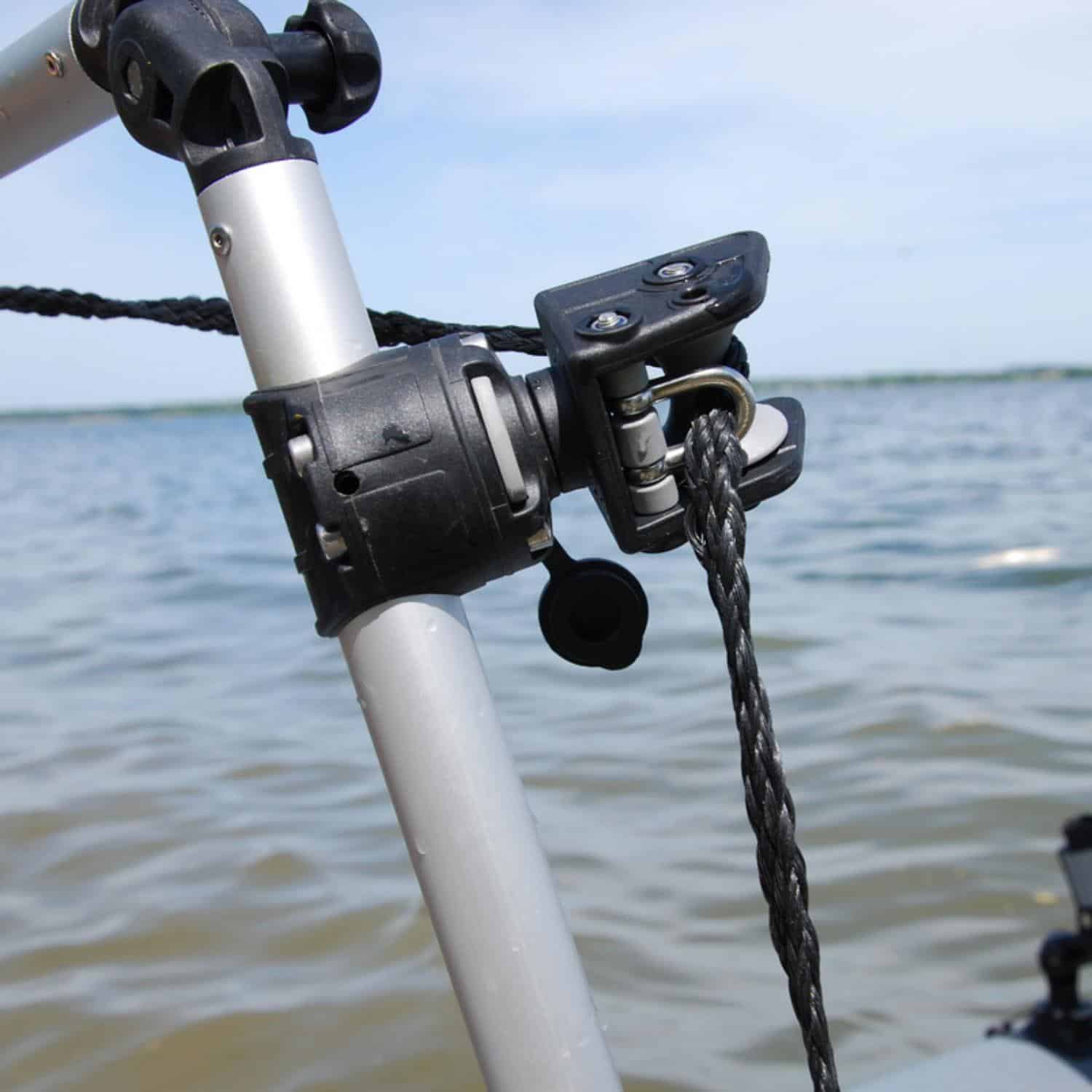Borika FASTen Anchor Roller with Guide Ring Black - Image 6