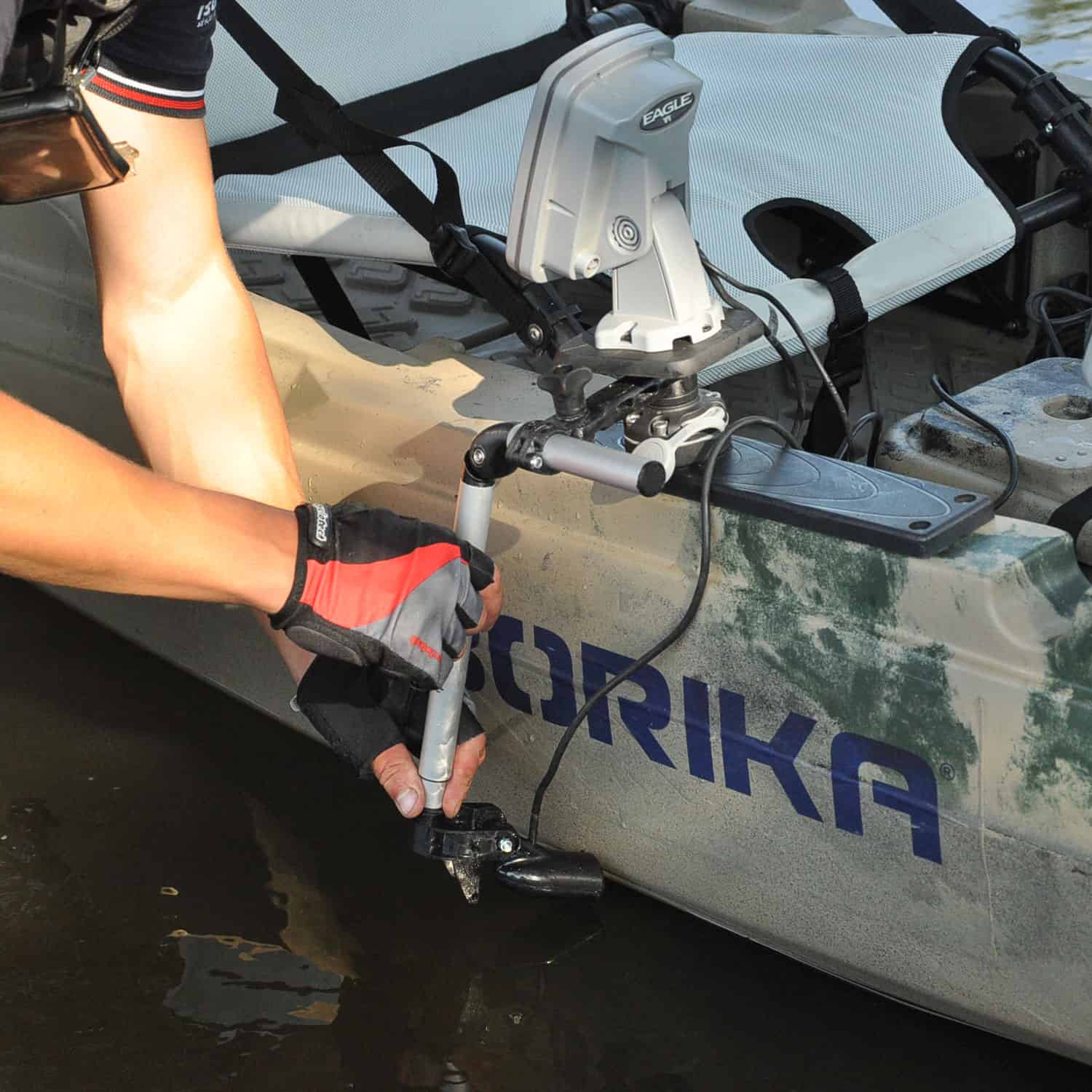Borika FASTen Fishfinder Mount with Telescopic Transducer Holder - Image 8