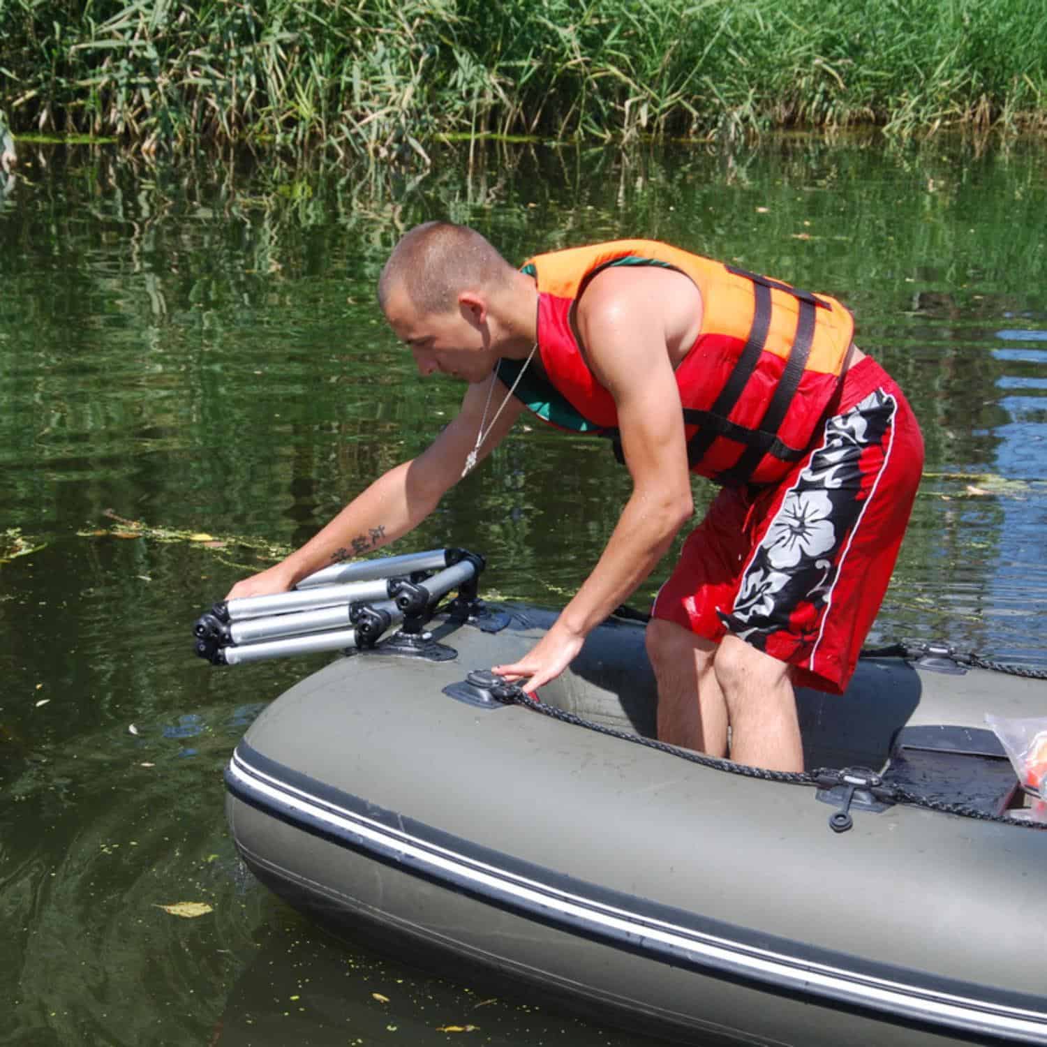 Borika FASTen Folding Aluminium Ladder - Image 6