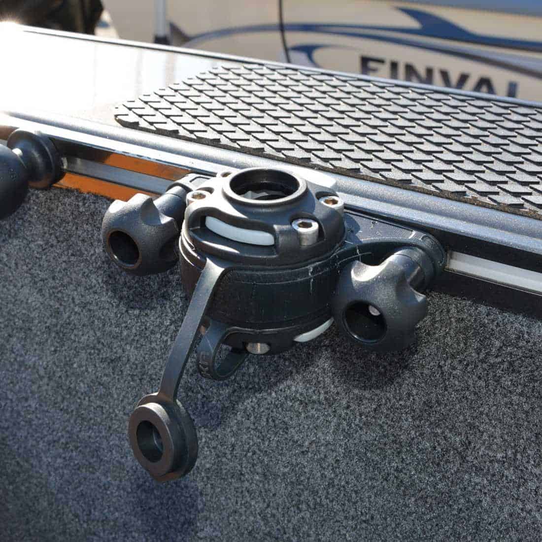 Borika FASTen Vertical Installation Mount for T-Track System - Image 7