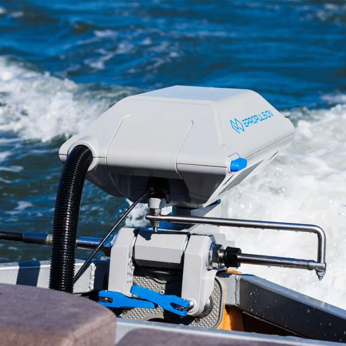 ePropulsion NAVY Evo 3.0 Electric Outboard - Image 6