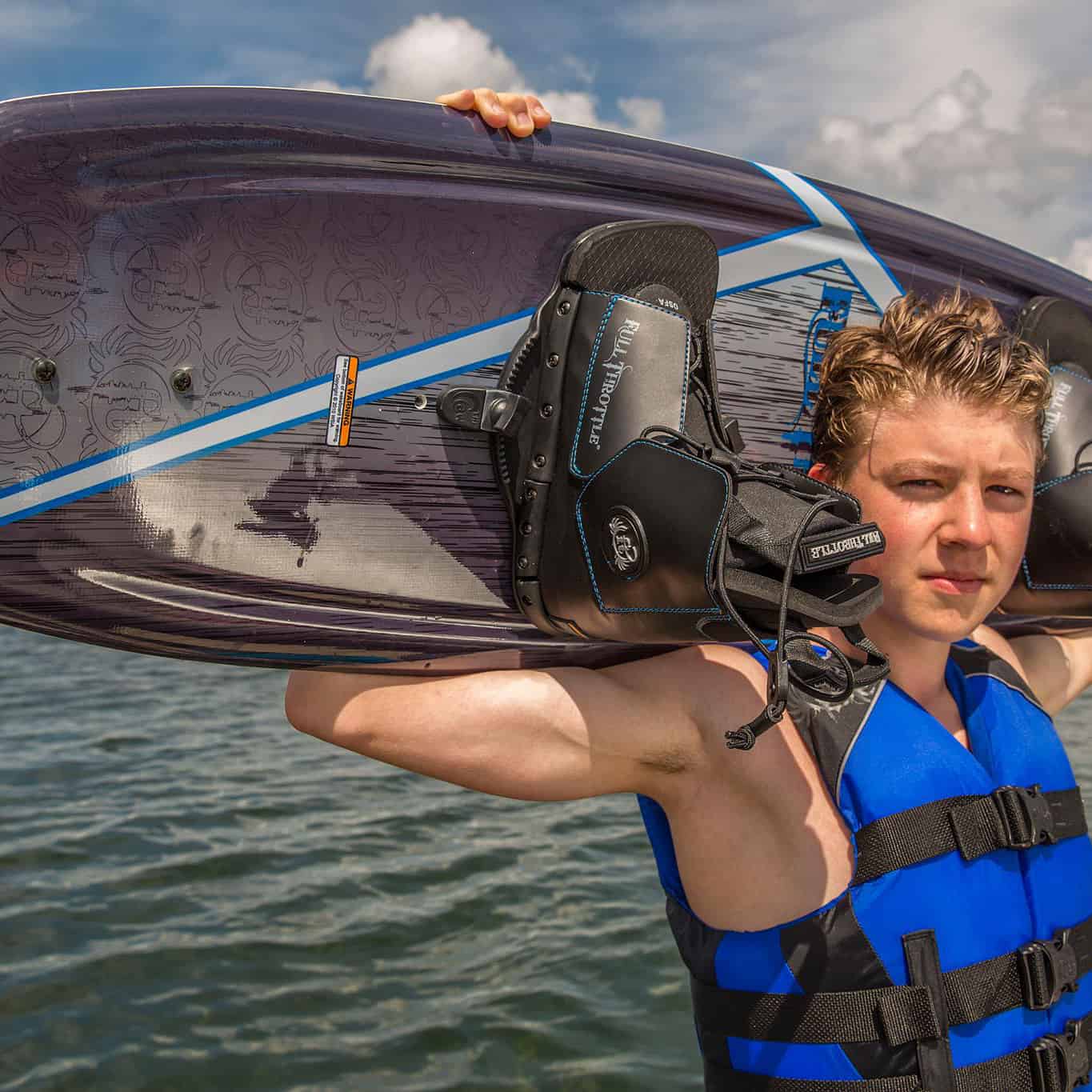 Full Throttle Aqua Extreme Wakeboard Package with Lace-up Bindings - Image 5