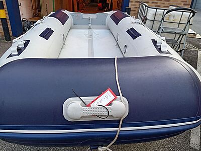 Reconditioned Boatworld Air V type Floor 380 Inflatable Boat with Trim Tabs R-030-D - Image 2