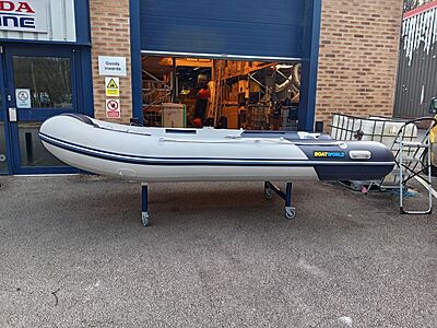 Reconditioned Boatworld Air V type Floor 380 Inflatable Boat with Trim Tabs R-030-D - Image 4