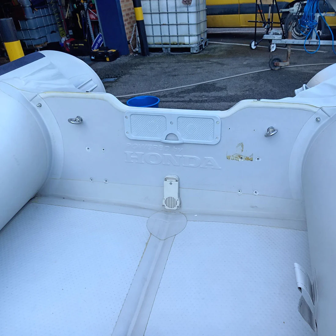 Reconditioned Honwave T38 IE Air V-Floor Inflatable Boat R-040-C - Image 3