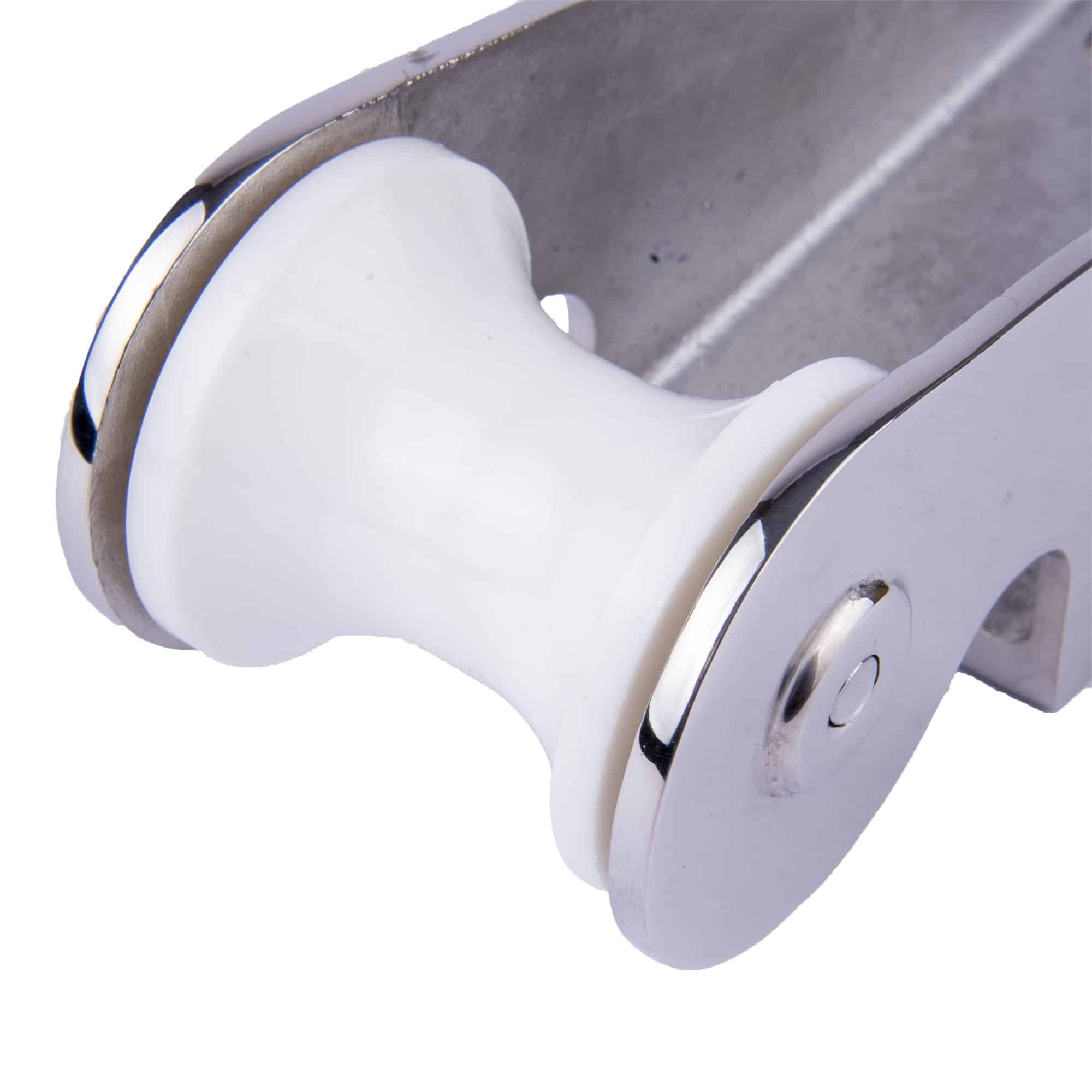 Boatworld Stainless Steel Bow Roller - Image 5
