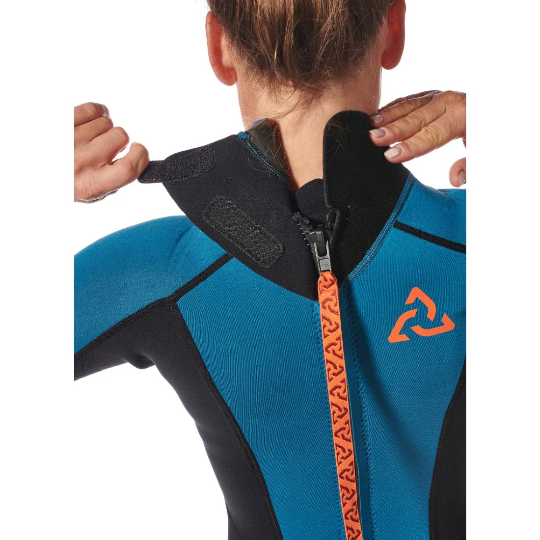 Typhoon Women's Essential 3/2mm Full Wetsuit BZ Ocean/Black - Image 5